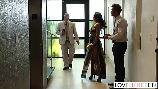 Milf Hunter Luna Star Ricky Spanish Lebensmittelgeschäft MILF