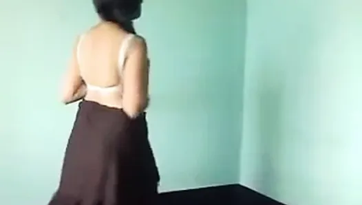 Girls Remove Dress And Fucked - Indian Girl Dress Change | xHamster