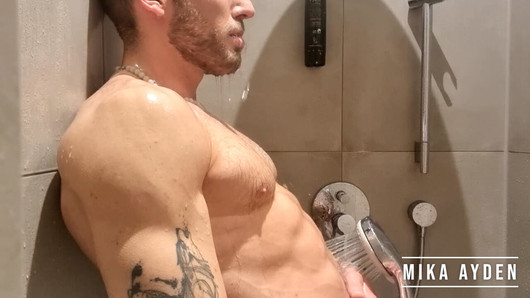 I Dance For You In The Shower — Mika Ayden