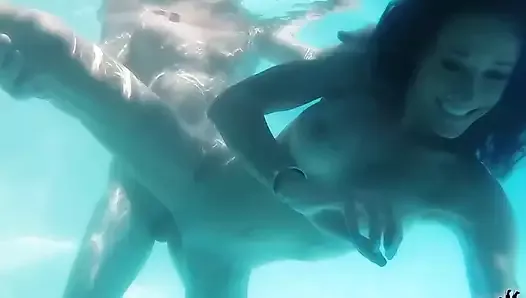 Wattar Sex - Underwater Porn Videos show Horny People Fucking in Water | xHamster