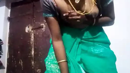Seerisex - Free Tamil Saree Porn Videos | xHamster
