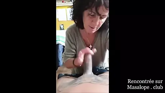 Sexy Mature woman made Perfect Skilled Handjob