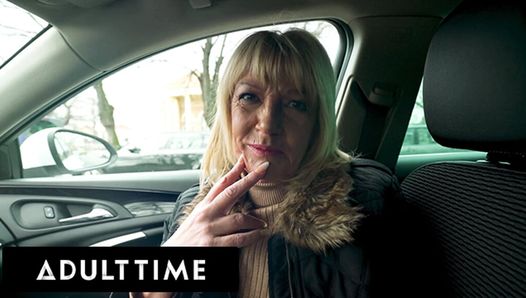 ADULT TIME - британскую горячую бабуля сняла для жесткого грубого траха восточно-европейская Nikki Nuttz! Трах в видео от первого лица!